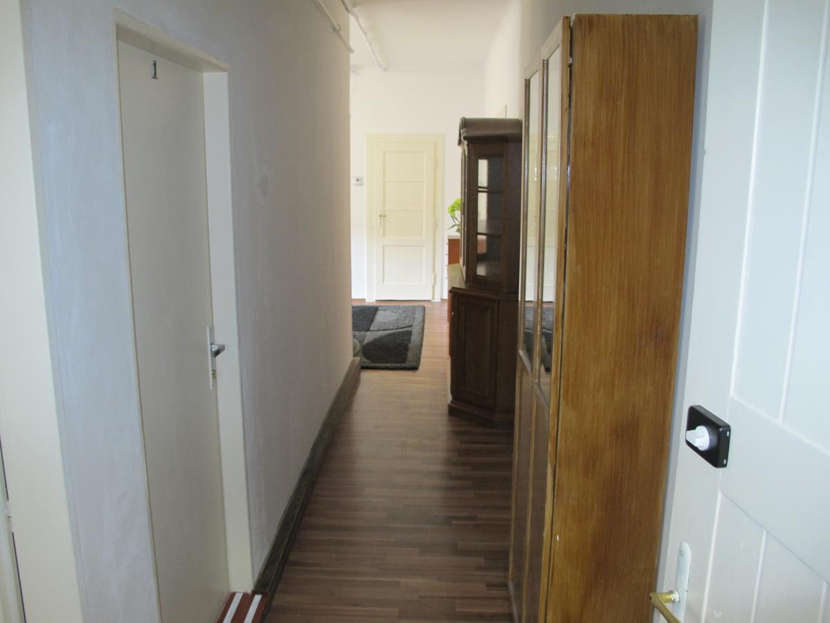 All Seasons Hostel Praha Bagian luar foto